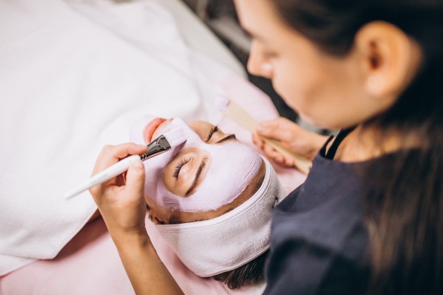 Unlocking the Secrets: The Top Benefits of Facial Steaming